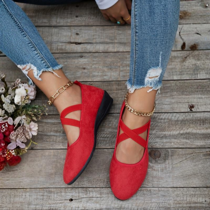 Calerra | Comfort Wedge Flats