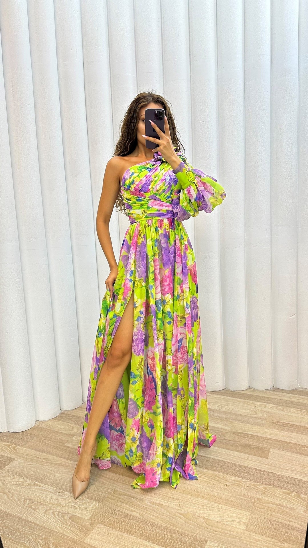 Everlenne™ フラワー ワンピース