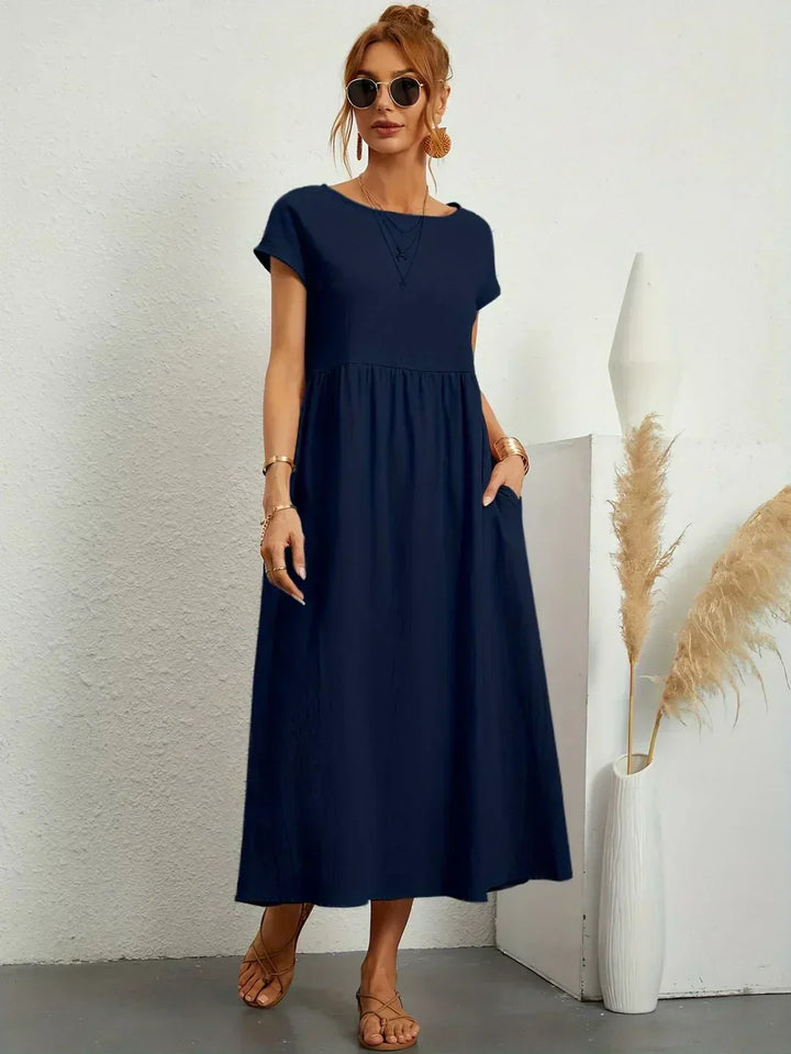 美玲（みれい）｜タイムレスなデザインのエレガントミディワンピース